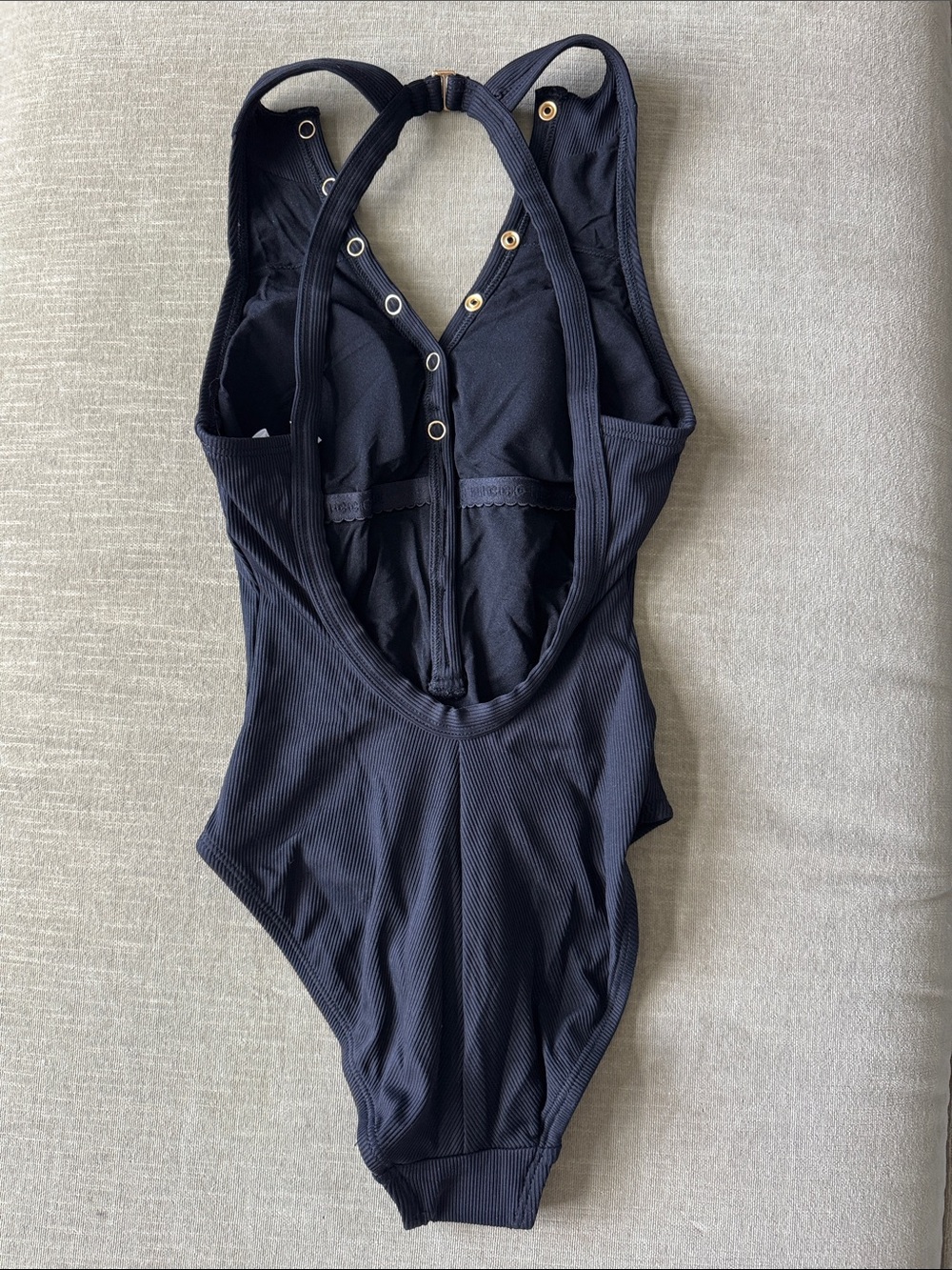 Robin Piccone Black Ribbed Snap-Front Racerback One-Piece Swimsuit - Picture 4 of 4